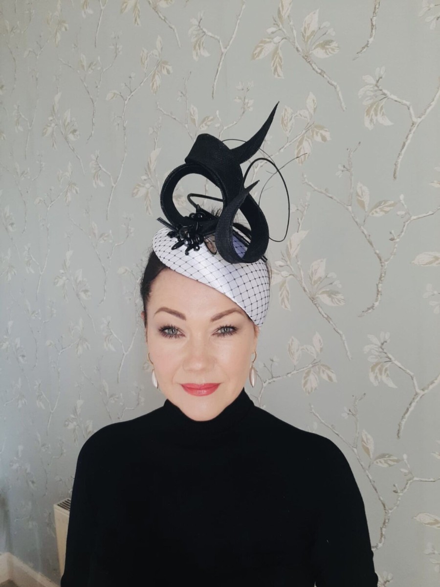 Headpiece Rental | The Stables Birr No. 10 - Black & White Headpiece