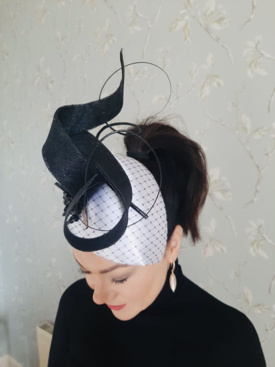 Headpiece Rental | The Stables Birr No. 10 - Black & White Headpiece