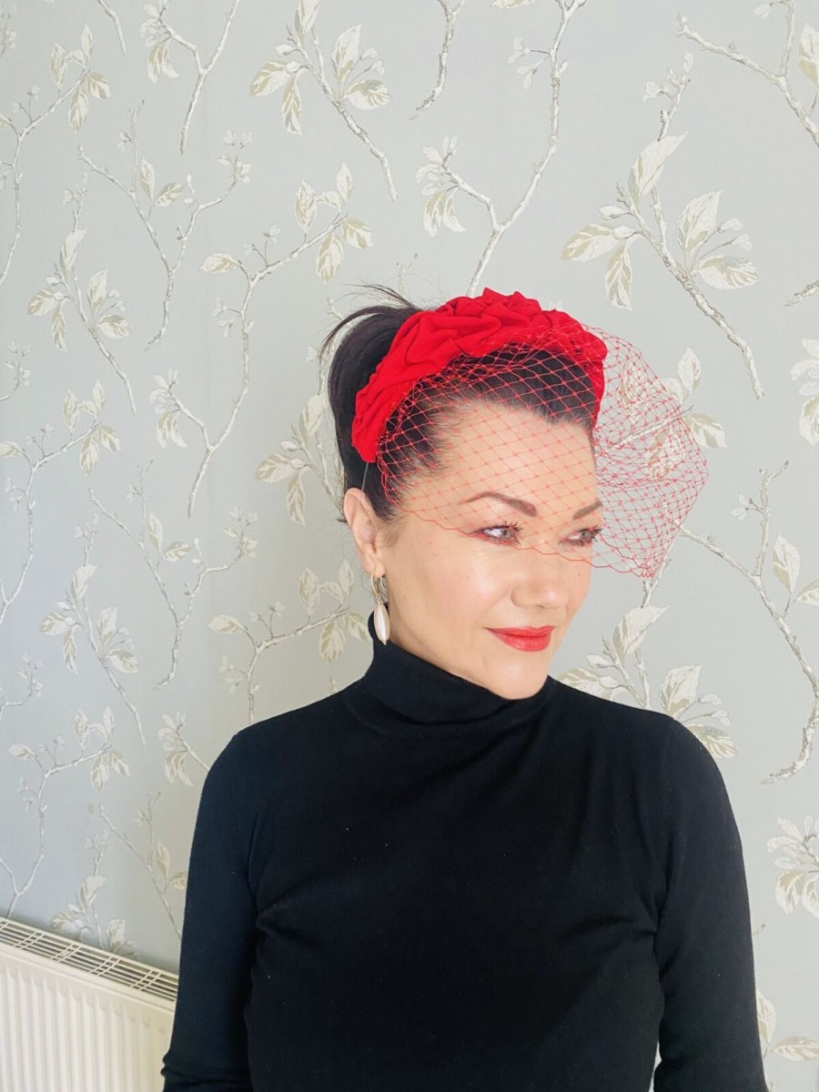 Headpiece Rental | The Stables Birr No.29 - Red Ruched Band With Net Headpiece