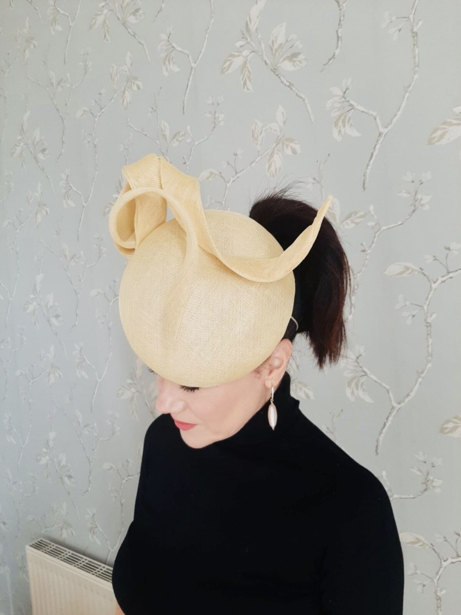 Headpiece Rental | The Stables Birr No. 12 - Lemon Headpiece