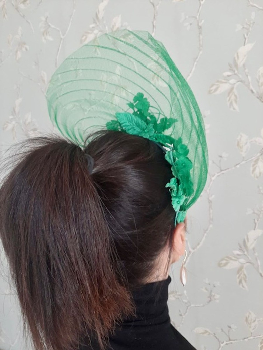 Headpiece Rental | The Stables Birr No. 15 - Emerald Headpiece