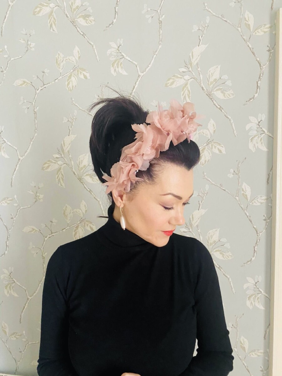 Headpiece Rental | The Stables Birr No.33 - Blush Velvet Floral Band